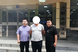 恩比德：球队有时需要我得分 有时需要我组织 今天是得分模式